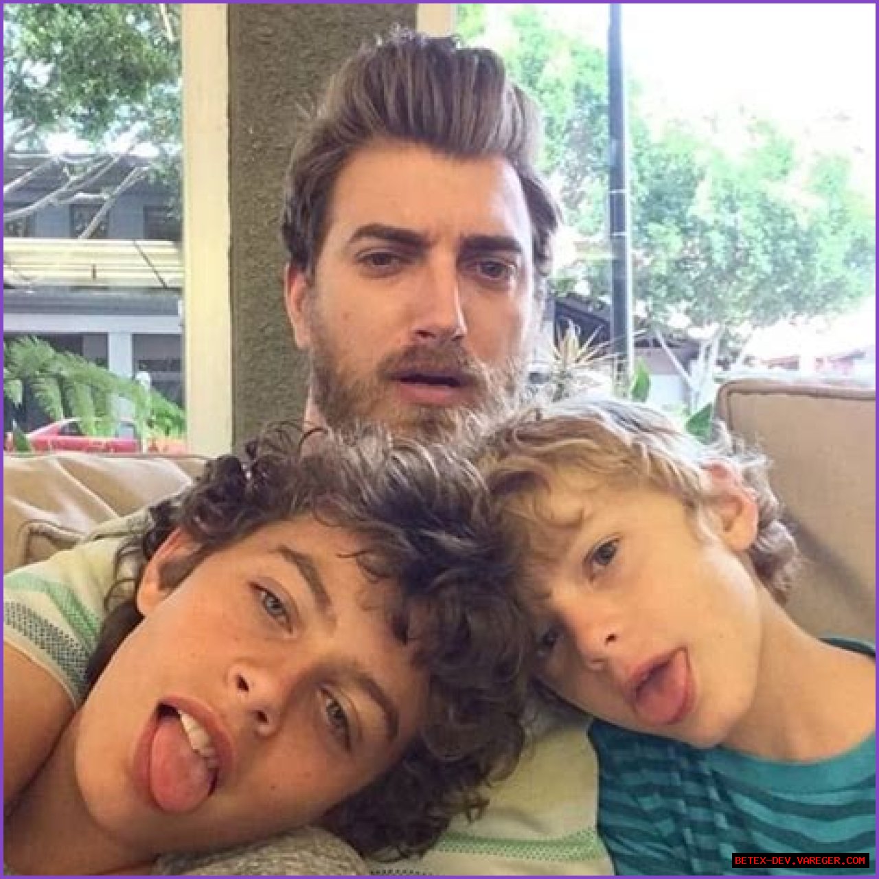 Exploring The Life Of Rhett McLaughlin's Son: A Glimpse Into Family And Legacy